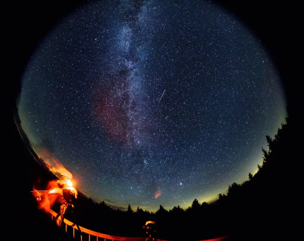 Fotografía de lluvia de estrellas.