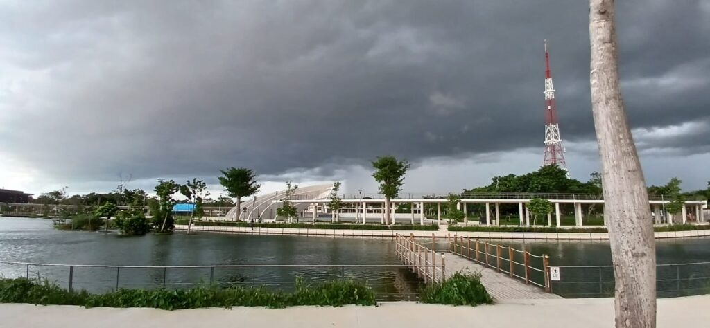 Pronóstico del tiempo para Yucatán. Nublados y lluvias.