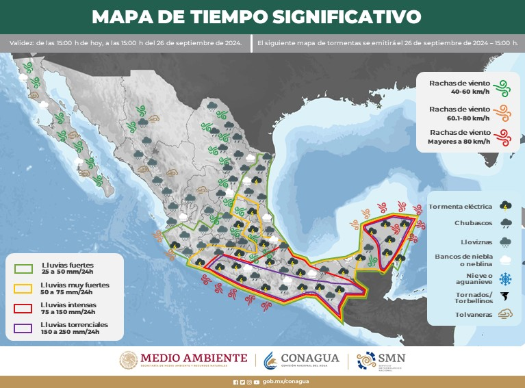 Huracán Helene se aleja, pero influye en lluvias en Yucatán.