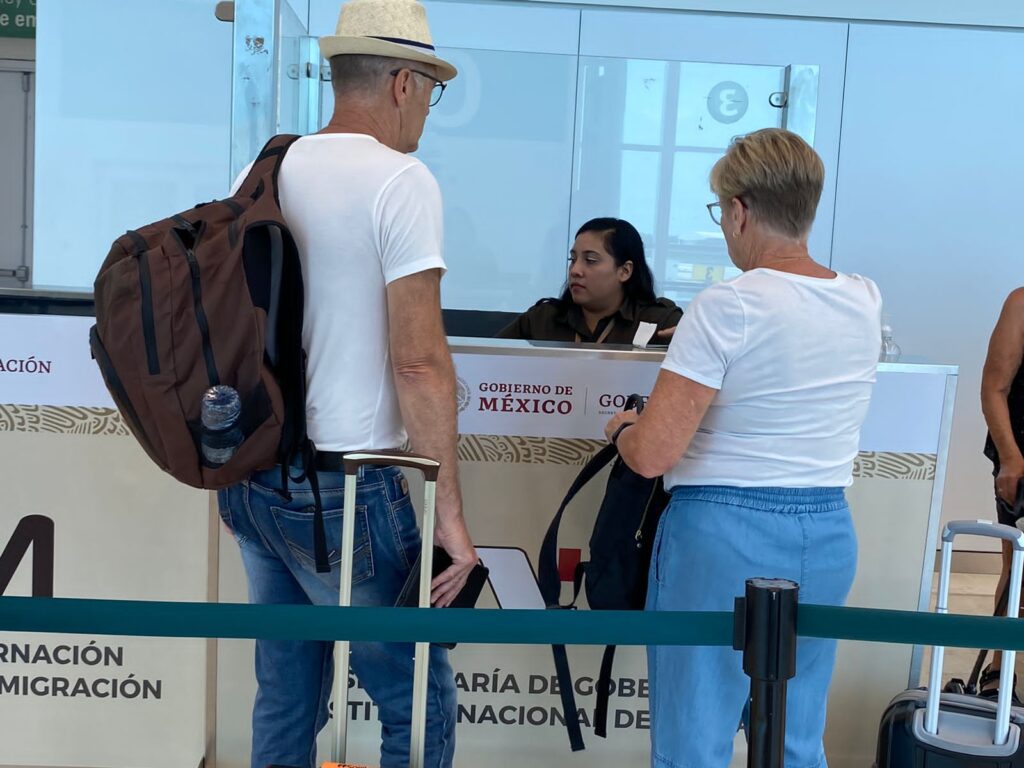 Indocumentados en Yucatán. Oficina de migración
