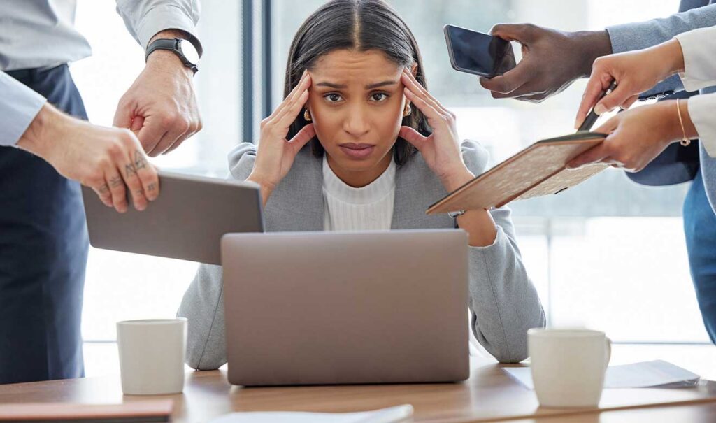 Síndrome de burnout o estrés laboral.