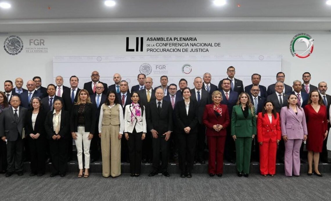 Participación del fiscal general de Yucatán en la LII asamblea plenaria ...